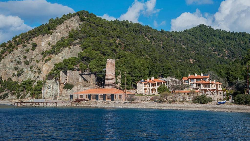 Kaminos Resort Límni Buitenkant foto